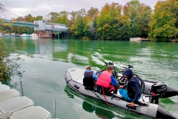 3-location-bateaux-navette-passagers-bac-passage-zodiacjpg