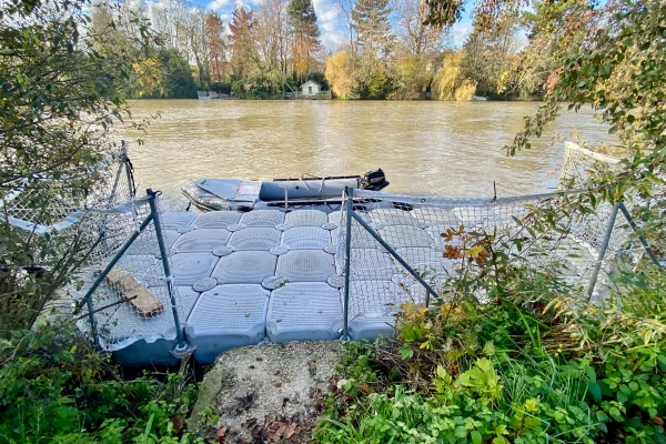 9-location-bateaux-navette-passagers-bac-passage-zodiacjpg