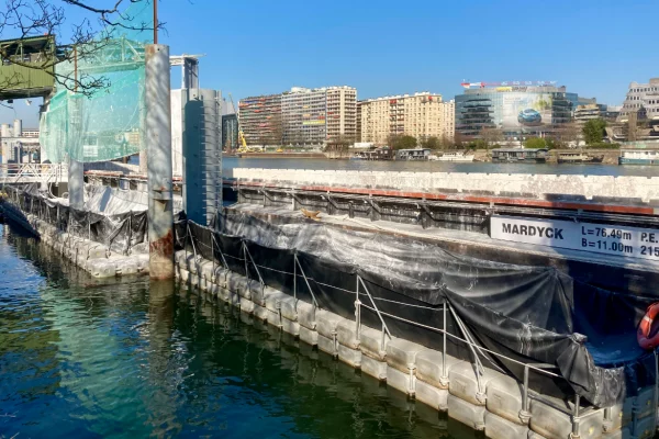 1-location-ponton-liner-plateforme-travail-barge-plateformejpg