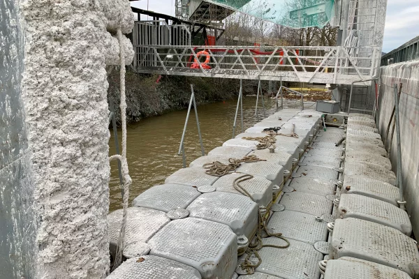 13-location-ponton-liner-plateforme-travail-barge-plateformejpg