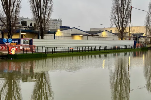 14-location-ponton-flottant-velos-pont-passerelle-bargejpg