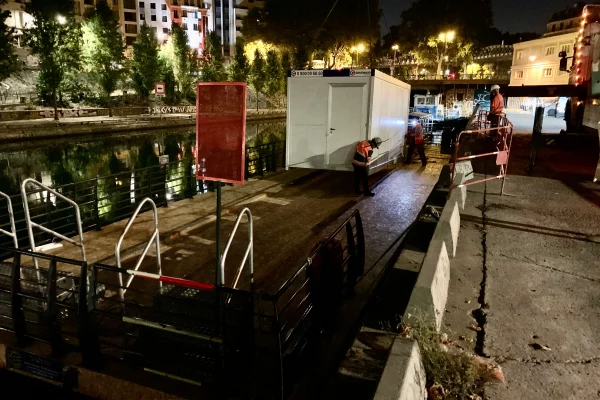 15-location-base-vie-flottante-bungalow-chantier-fluvialjpg