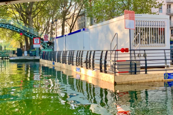 2-location-base-vie-flottante-bungalow-chantier-fluvialjpg