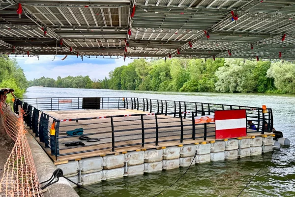 location-plateforme-travail-flottante-ponton-modulaire