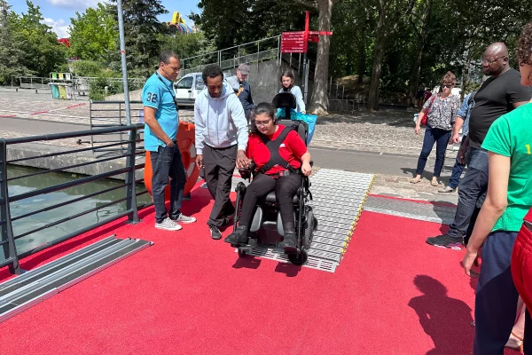 2-location-ponton-flottant-modulaire-rampe-pmr-handijpg