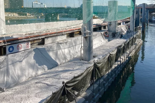 2-location-ponton-liner-plateforme-travail-barge-plateformejpg