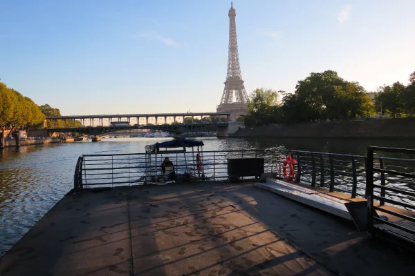 2-pousseur-ponton-modulaire-plateforme-barge-motorisé-flottantejpg