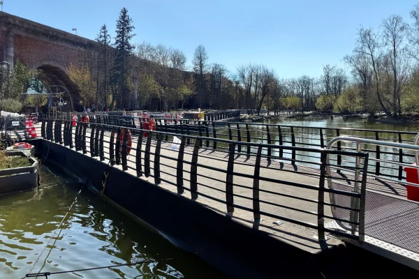 3-pont-chantier-cheminement-ponton-flottante-btp-passerellejpg