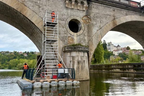 4-location-ponton-échafaudaudage-flottant-btp-barge-plateformejpg