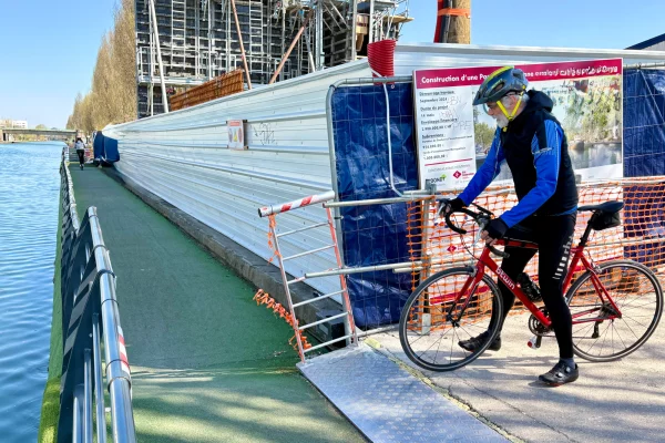 6-location-ponton-flottant-velos-pont-passerelle-bargejpg