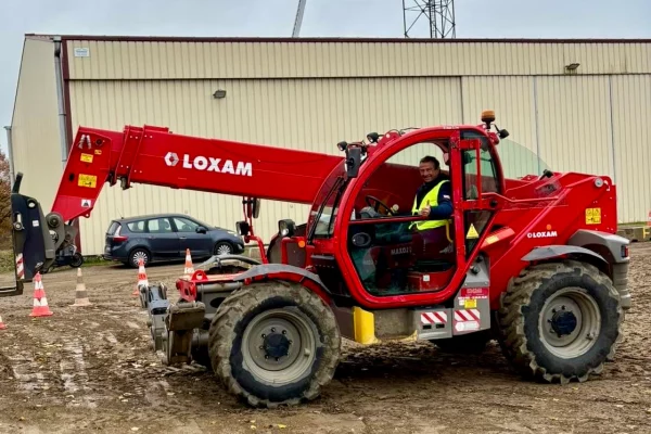 7-location-ponton-liner-plateforme-travail-barge-motorisejpg