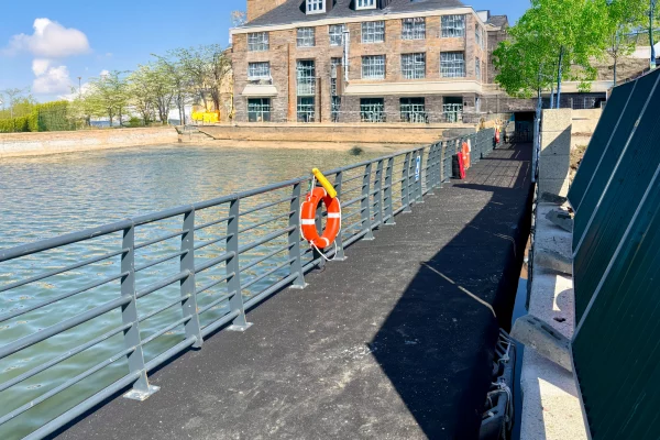 8-location-barge-securite-chantier-btp-ponton-modulairejpg