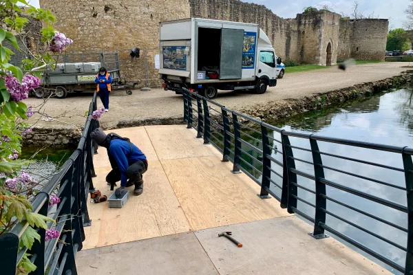 8-location-pont-liaison-chantier-ponton-modulaire-btpjpg