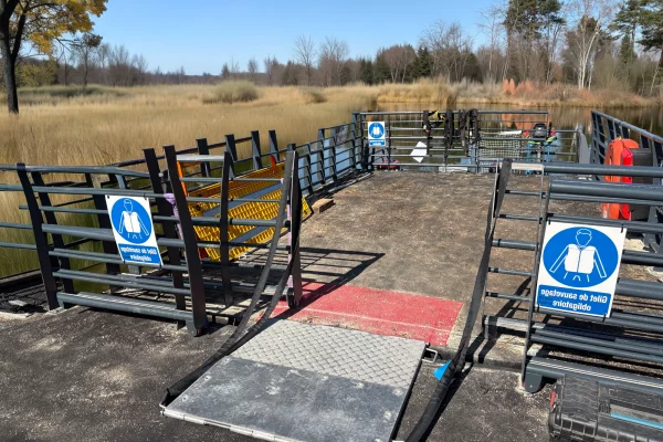 9-location-ponton-embarquement-modulaire-barge-btp-plateformejpg (1)