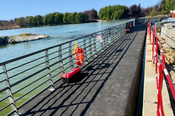 9-pont-chantier-cheminement-ponton-flottante-btp-passerellejpg