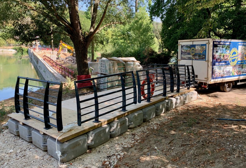 11-location-devis-prix-plateforme-flottante-ponton-homologué-expertisé-modulable-travail-btp-contrastepro-travaux-fluviaux-location-barge-de-chantier-idf-france-paris.jpg