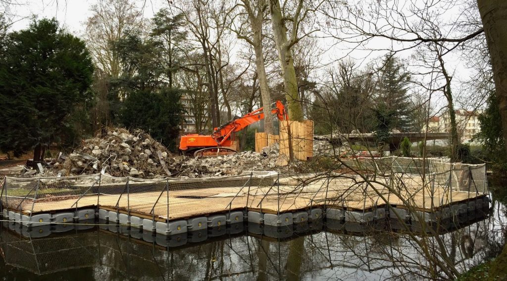9-location-devis-prix-plateforme-flottante-ponton-homologué-expertisé-modulable-travail-btp-contrastepro-travaux-fluviaux-location-barge-de-chantier-idf-france-paris.jpg
