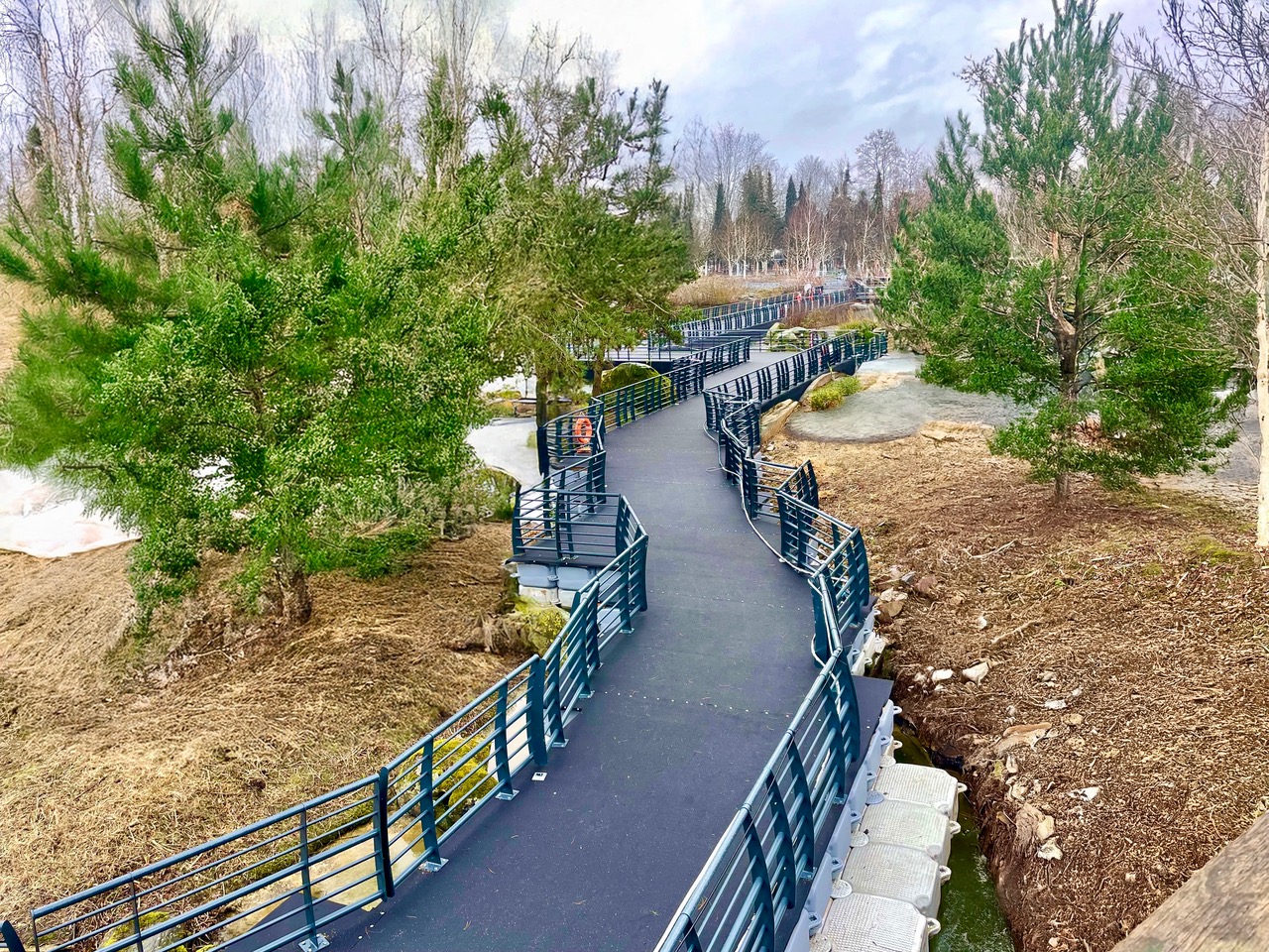 Accès sur l’eau sécurisé tout savoir sur le cheminement flottant professionnel